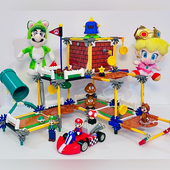 K'NEX Mario 3D Land Prongo Building Set+9 K'NEX Figures+Mario Kart+2 Plush - Picture 2 of 10